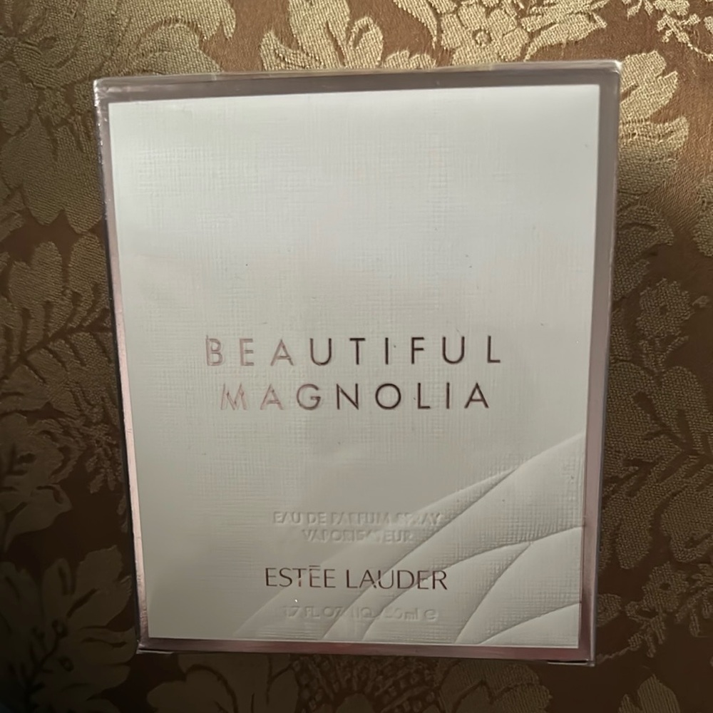 Estée Lauder Beautiful Magnolia Perfume 1.7 fl oz